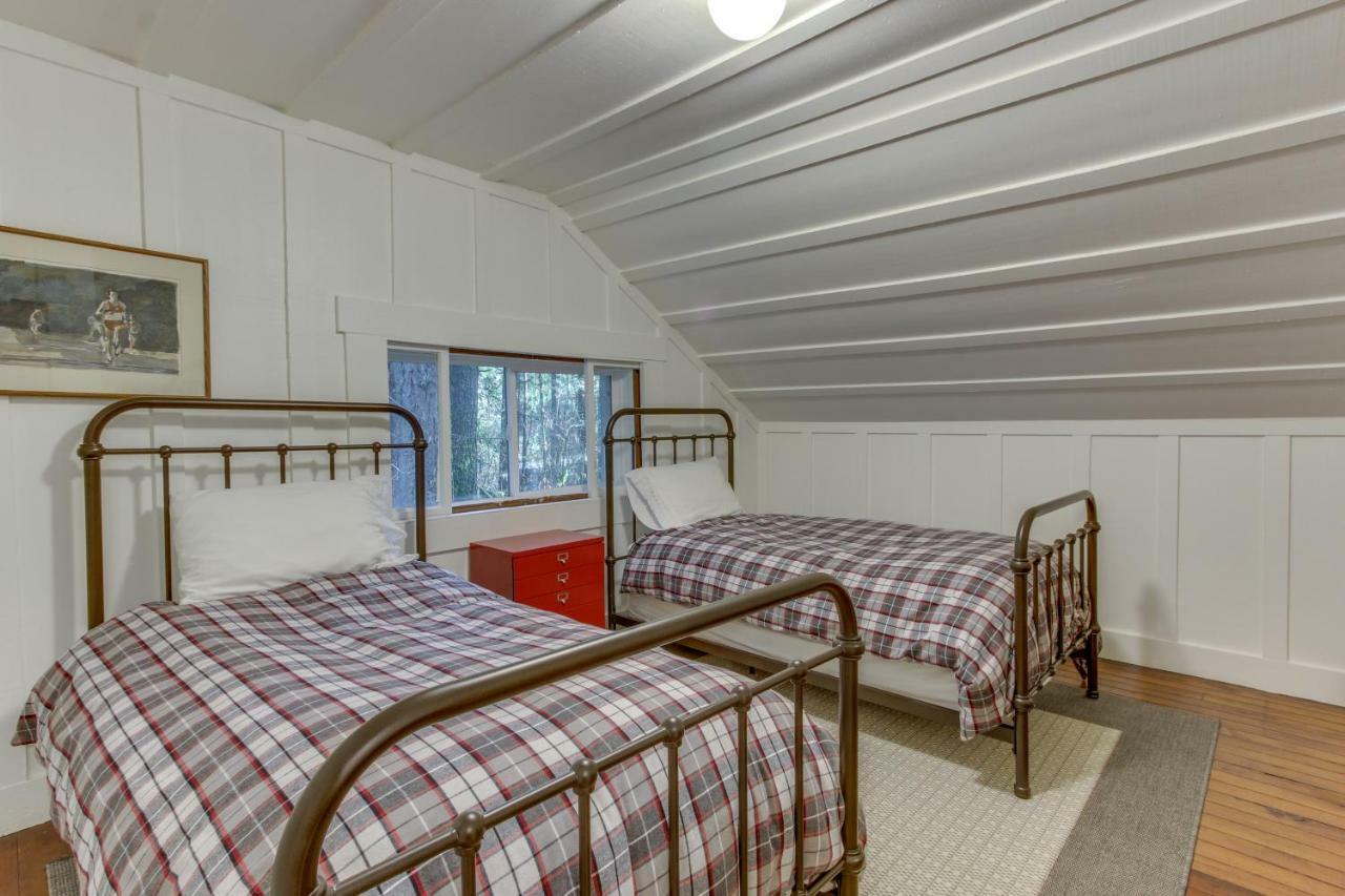 Renee'S Log House Βίλα McKenzie Bridge Εξωτερικό φωτογραφία